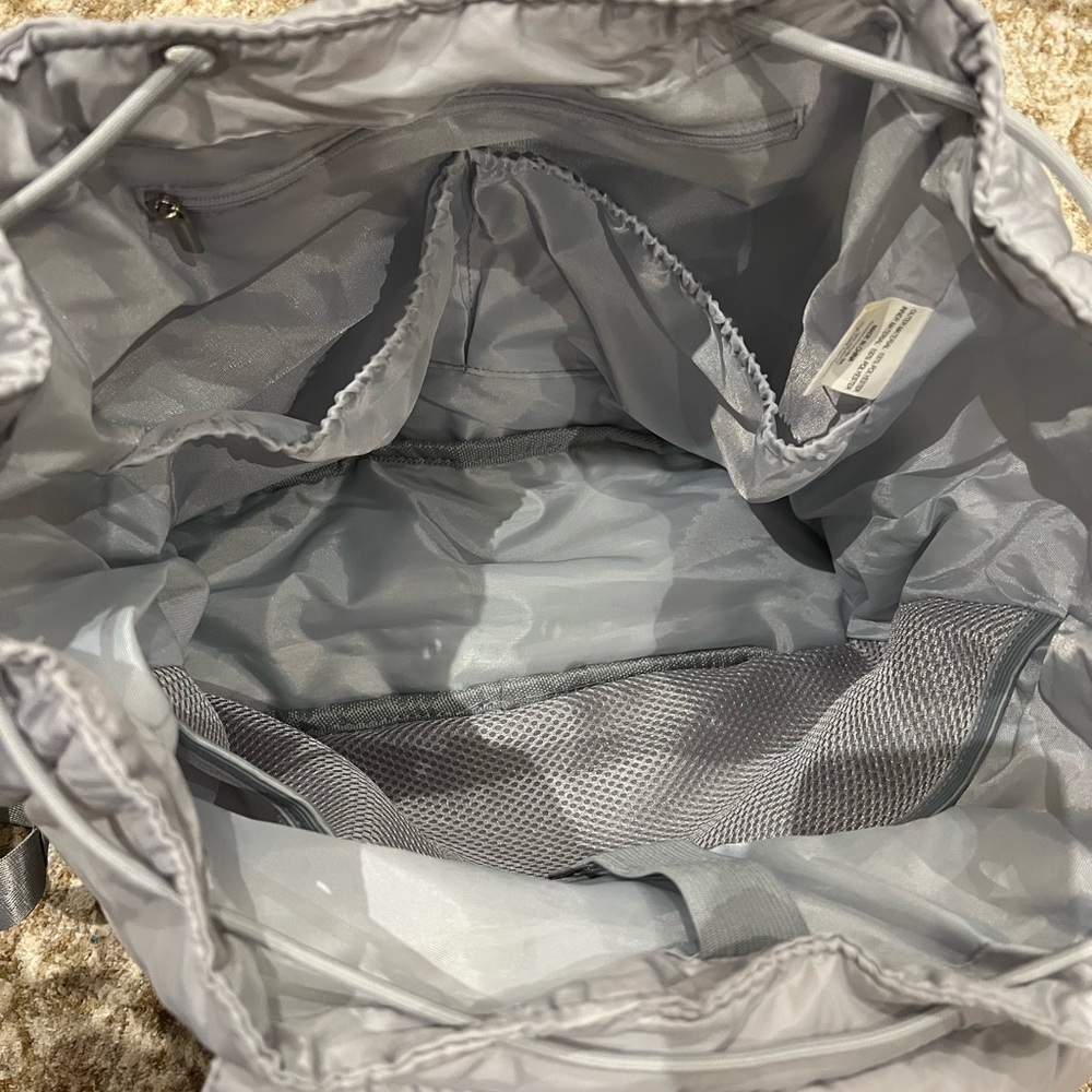 Blogilates Backpack - Picture 7 of 9